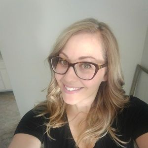 Meet your Posher, Nichole